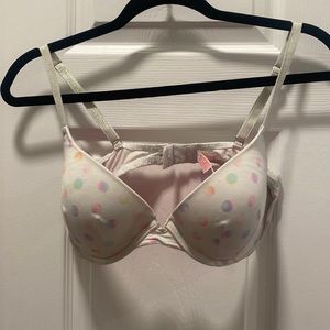 Victoria’s Secret pink wear everywhere bra
